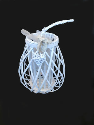 Medium Candle Lantern with Heart - White                      (690 00010426001)